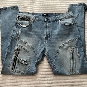 Fashion Nova men’s grunge light wash multi zipper jeans skinny flare leg y2k emo